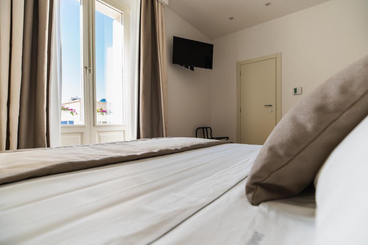 Dimora Maio Hotel Monopoli Luaran gambar